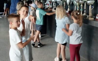 Učenici produženog boravka 1. a i 1. c razreda posjetili bazen u Gružu