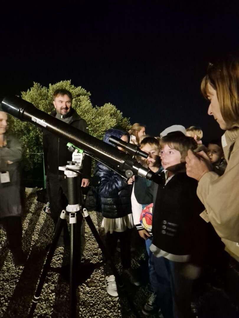 IMG-461efac93ef6aa7b13674950ff00b3ae-V