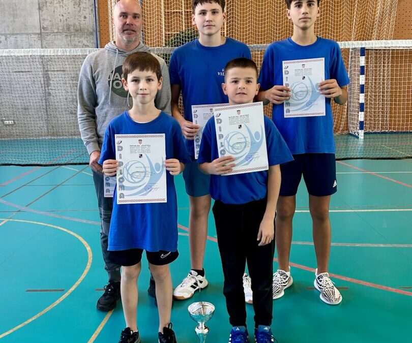 Prvo mjesto u badmintonu